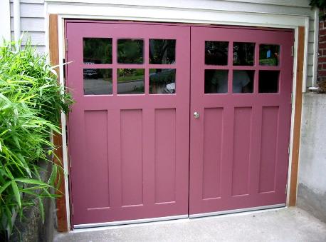 Swing Real Carriage House Garage Doors, Can A Garage Door Swing Into The
